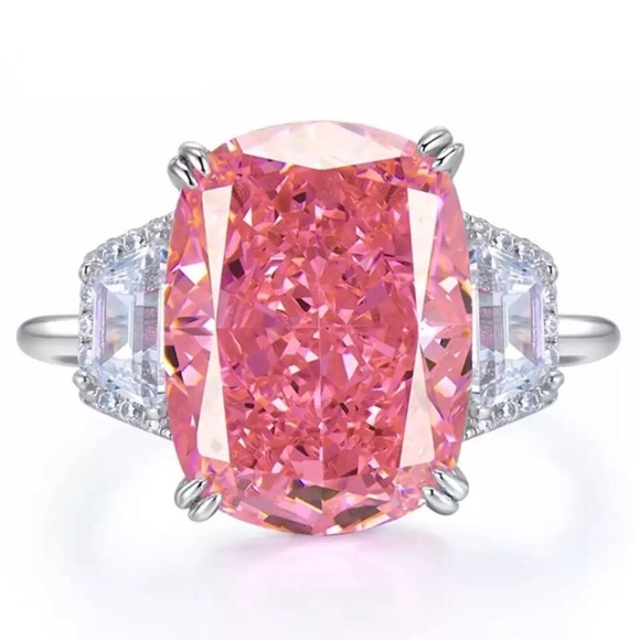 Neiman Marcus Jewelry - Oval, Round & Baguette Cut Pink & White Diamond Ring